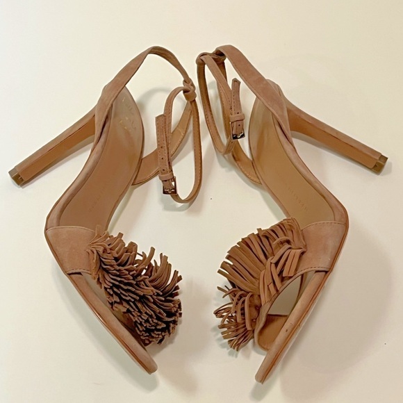 Banana Republic brown tan suede leather "Honey" fringe pumps sandals. Women 8.5 - Picture 2 of 14